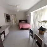 Apto 1 quarto em BC, vista mar, ar condicionado split no quarto e na sala