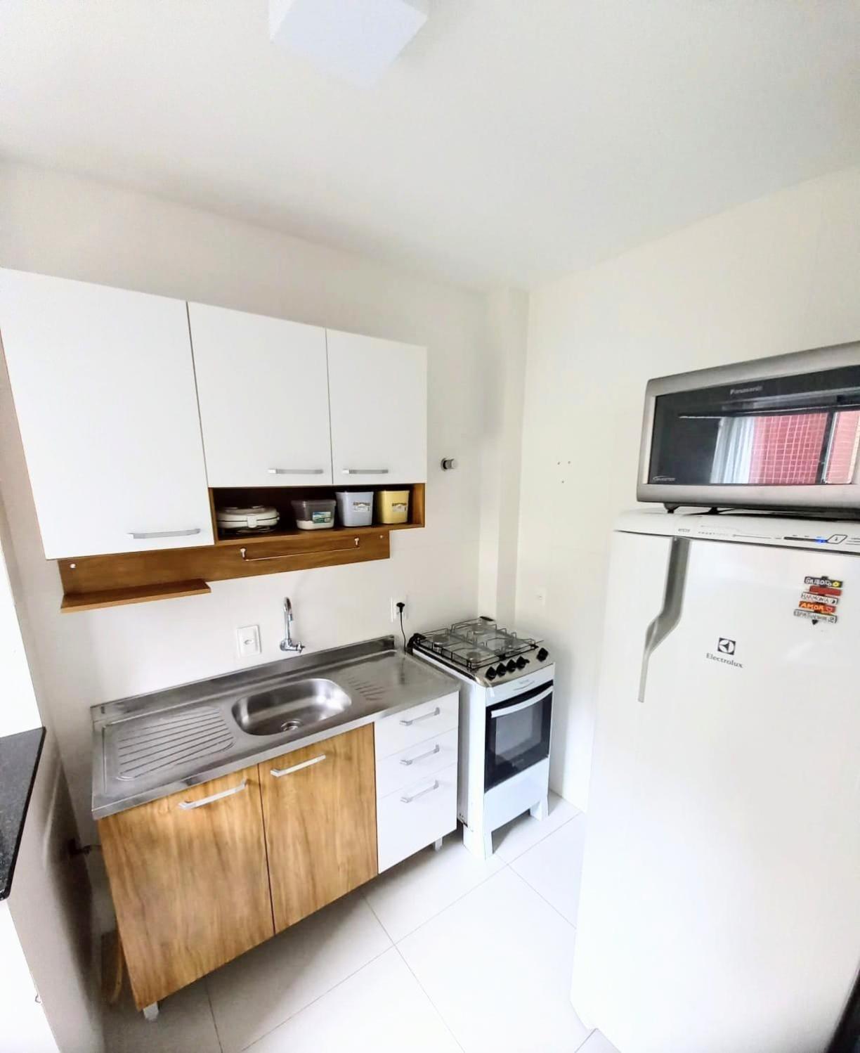 Apartamento Apto 1 Em Bc, Vista Mar, Ar Condicionado Split No E Na Sala Balneario Camboriu