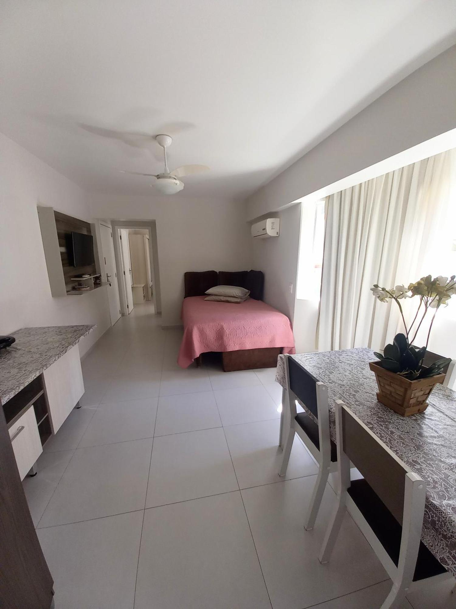 Apartamento Apto 1 Em Bc, Vista Mar, Ar Condicionado Split No E Na Sala *