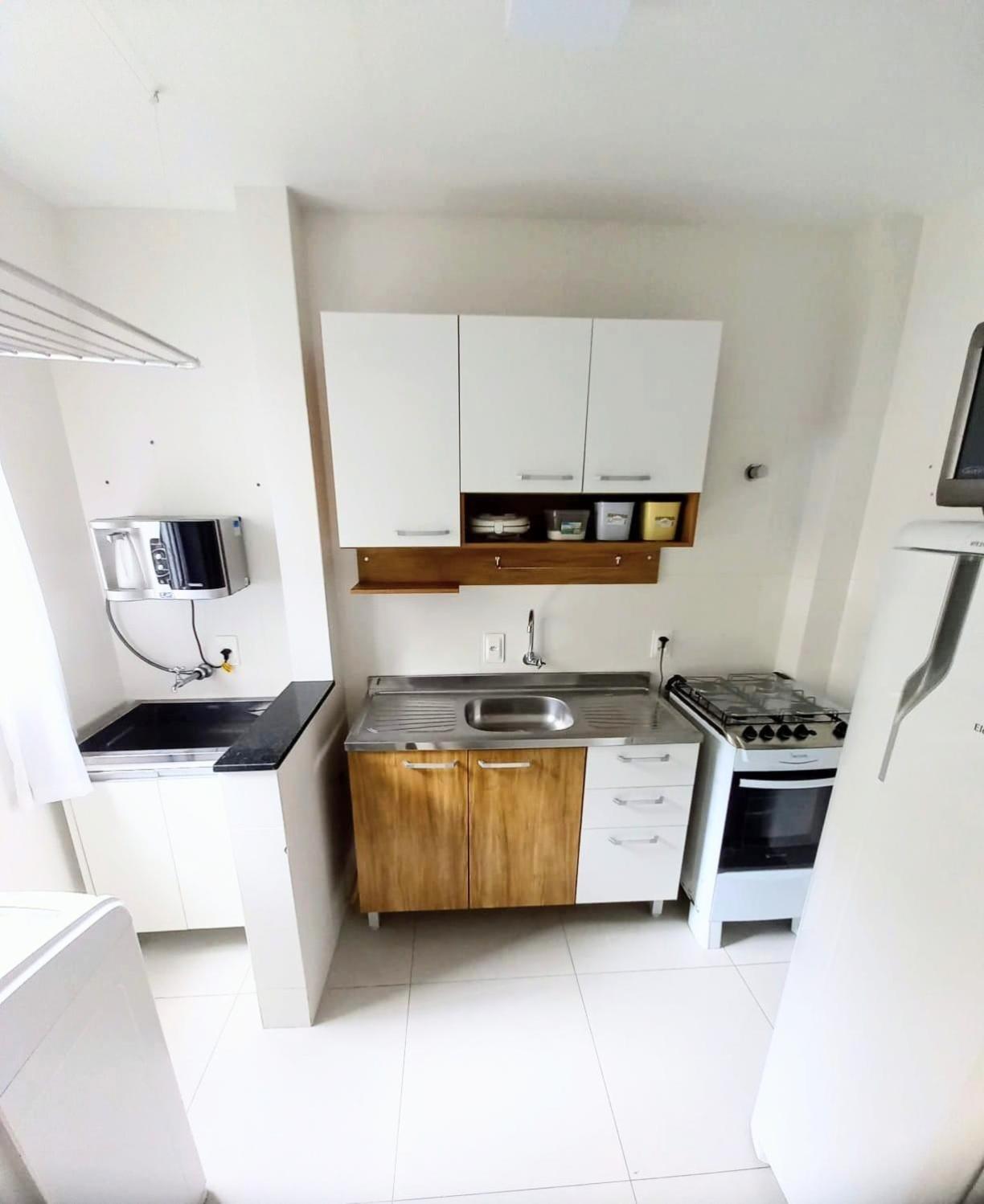 Apto 1 Em Bc, Vista Mar, Ar Condicionado Split No E Na Sala Apartamento Balneario Camboriu